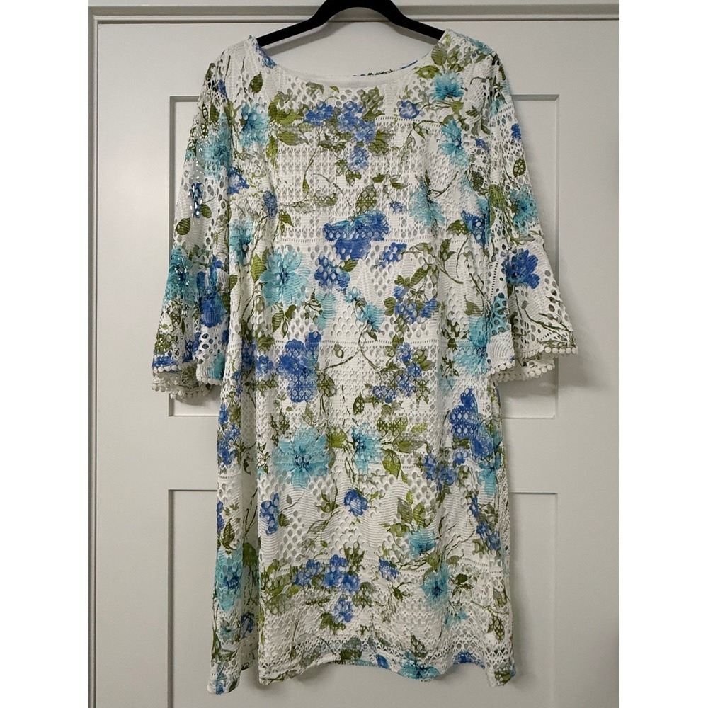 R&K Floral Lace Bell Sleeve Shift Dress White Blue Green Size 10